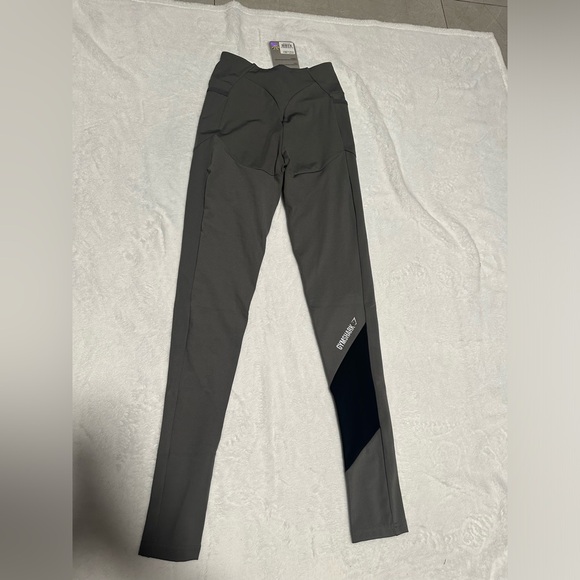 Gymshark Asymetric Leggings Smokey grey/black size small - Picture 5 of 8